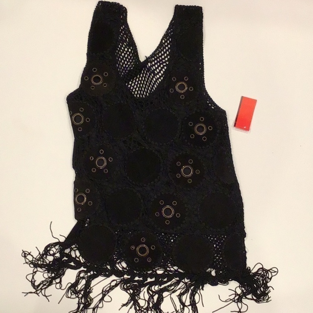 🌸vintage Crocheted and Suede hippie top w fringe!
